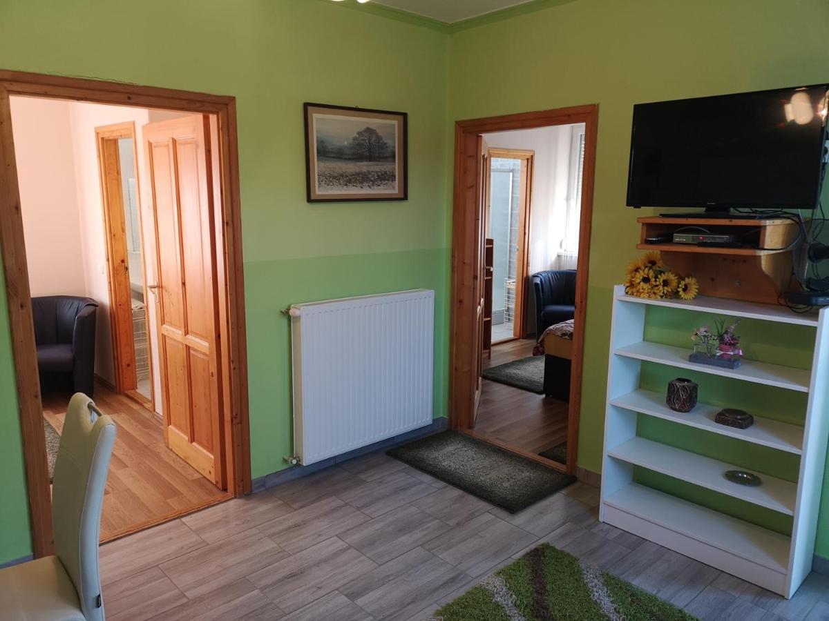 Bük Fortuna Apartman מראה חיצוני תמונה