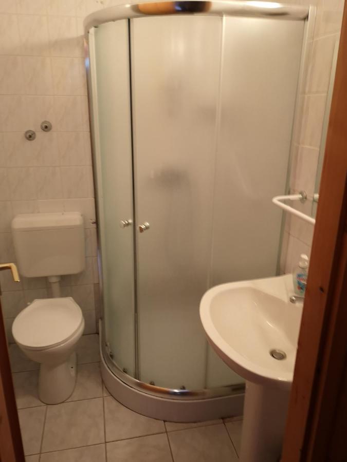Bük Fortuna Apartman מראה חיצוני תמונה